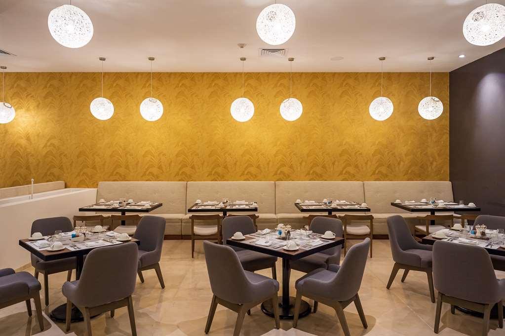 The Reef 28 Hotel Playa del Carmen Restaurant foto