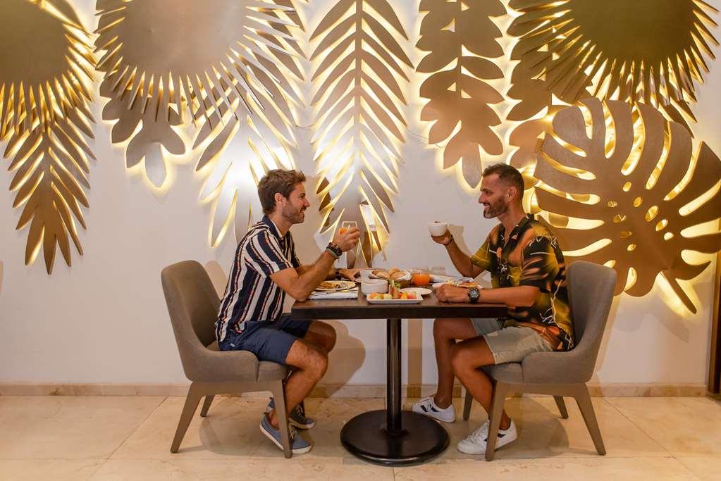 The Reef 28 Hotel Playa del Carmen Restaurant foto